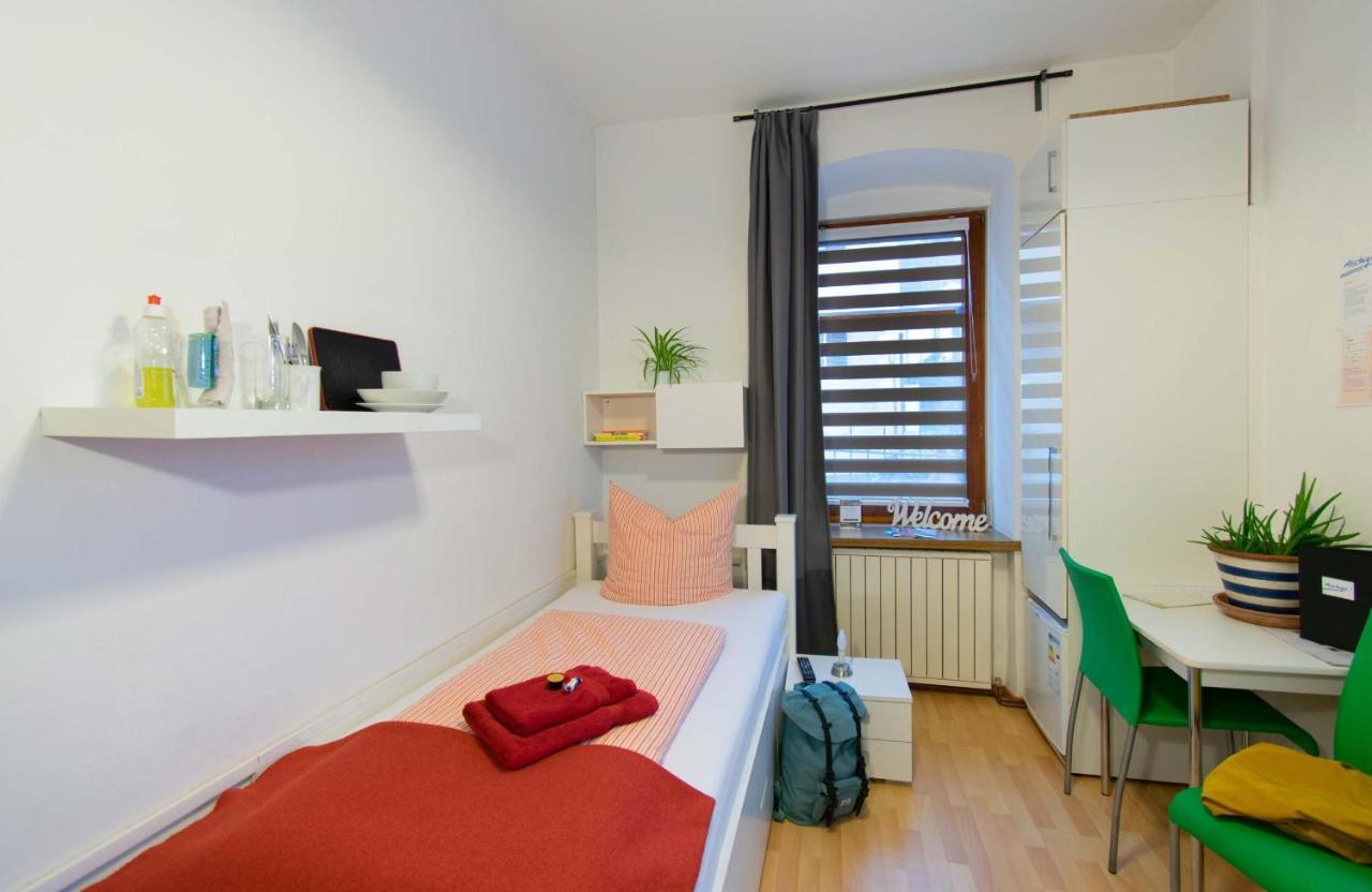 Absteige Innsbruck- Zentrale Ferienapartments Bagian luar foto